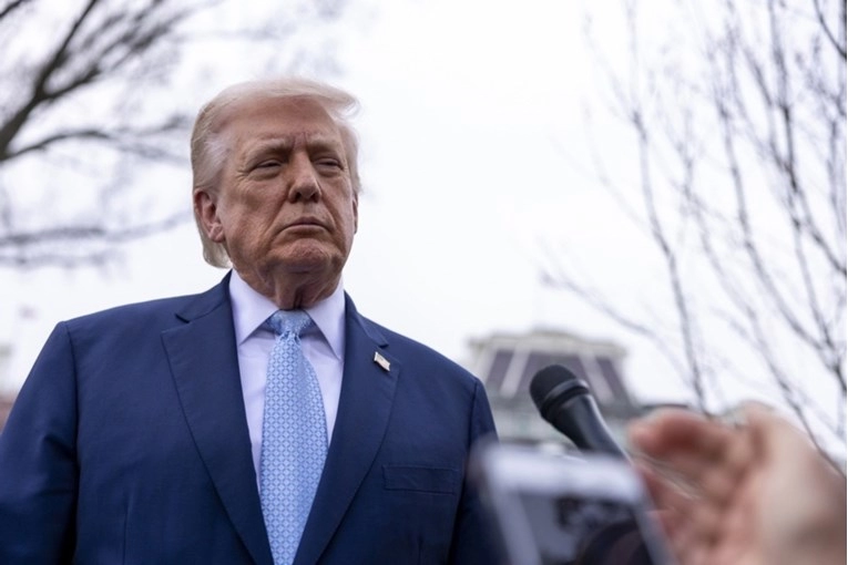 Trump zaprijetio Europi novim carinama: dogovor SAD-a i EU ponovno pod pritiskom